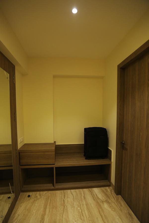 כלכותה Lakeview Service Apartments מראה חיצוני תמונה